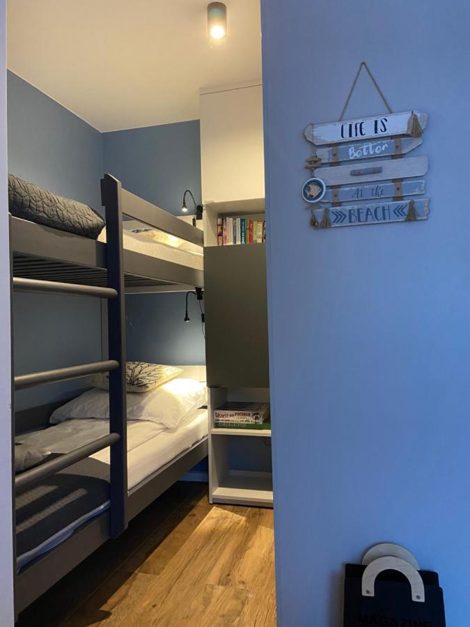 Apartament Grunwaldzka 105 Z Tarasem 5O M Do Plazy Pobierowo Luaran gambar