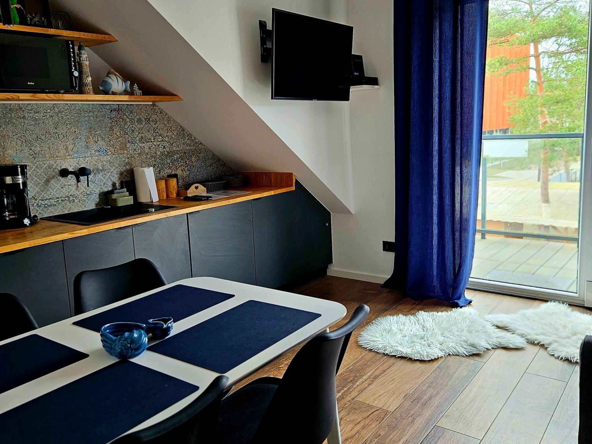 Apartament Grunwaldzka 105 Z Tarasem 5O M Do Plazy Pobierowo Luaran gambar