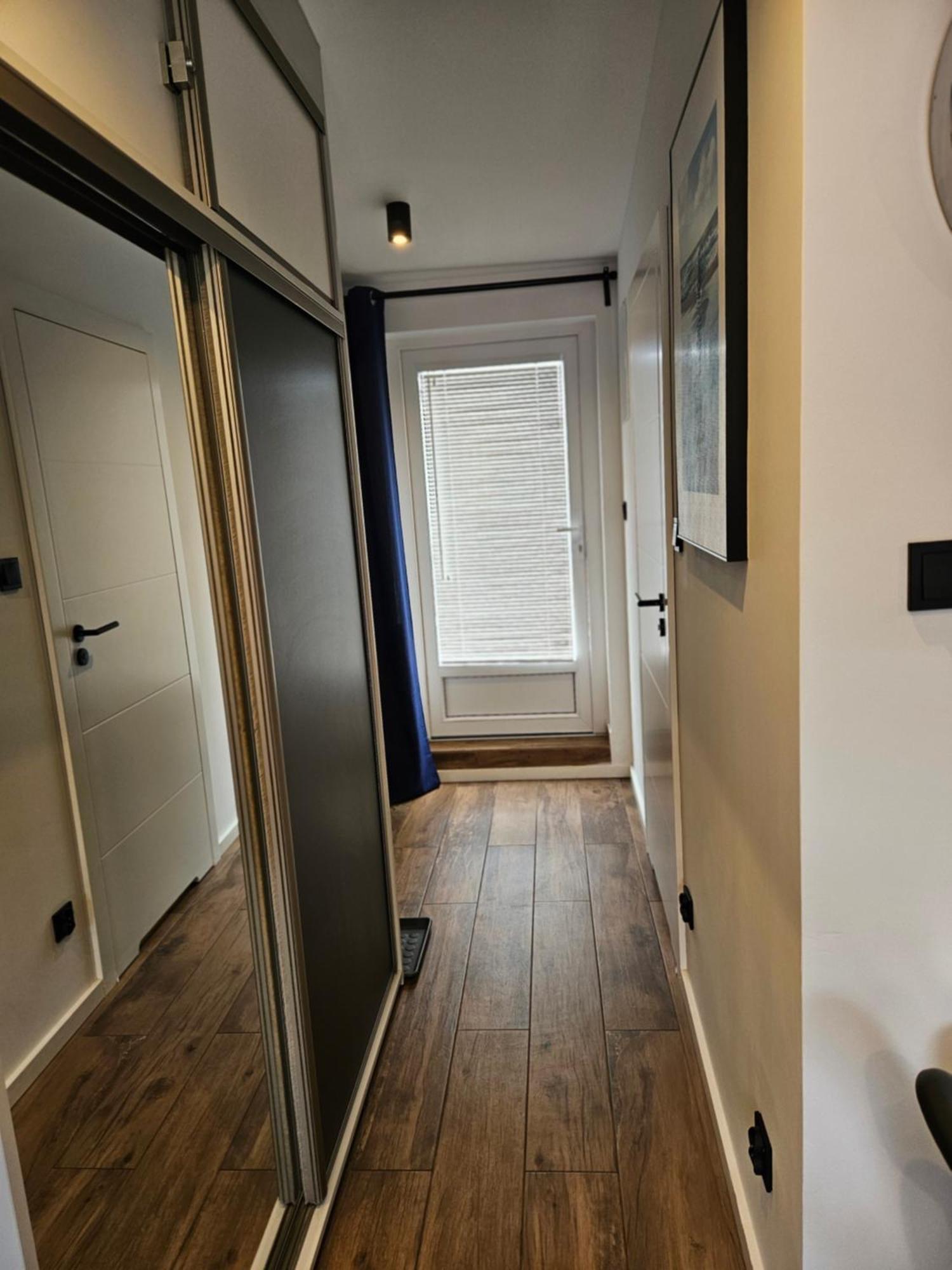 Apartament Grunwaldzka 105 Z Tarasem 5O M Do Plazy Pobierowo Luaran gambar