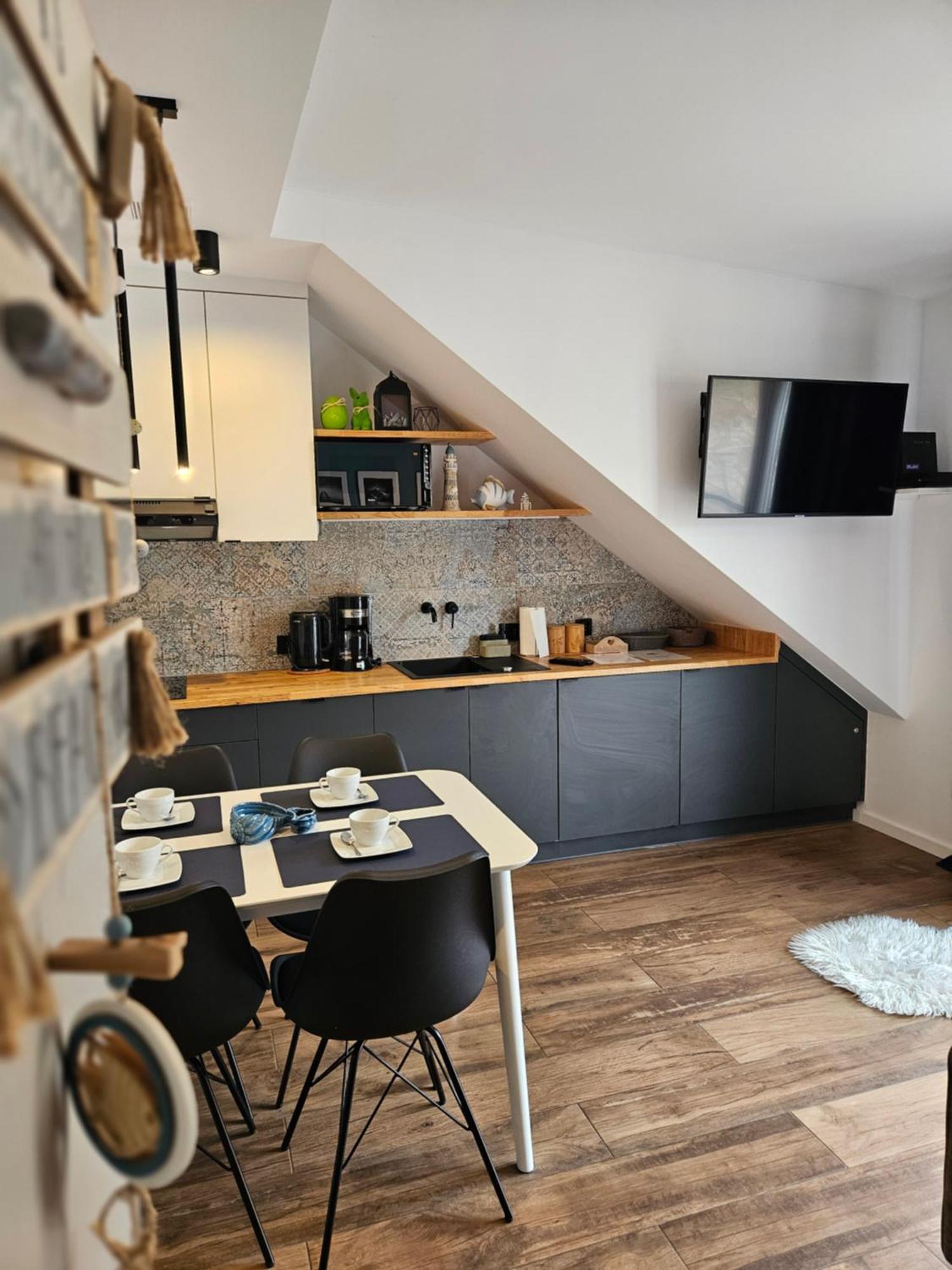 Apartament Grunwaldzka 105 Z Tarasem 5O M Do Plazy Pobierowo Luaran gambar