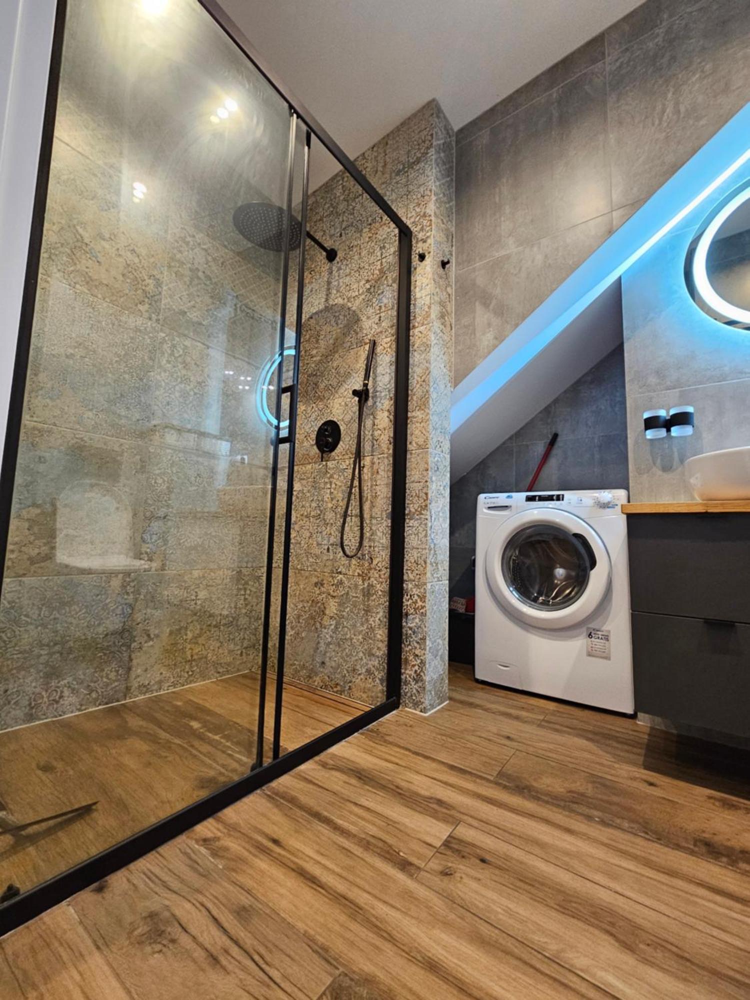 Apartament Grunwaldzka 105 Z Tarasem 5O M Do Plazy Pobierowo Luaran gambar
